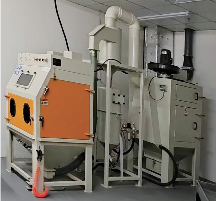 Split type pressure feed sand blasting equipment